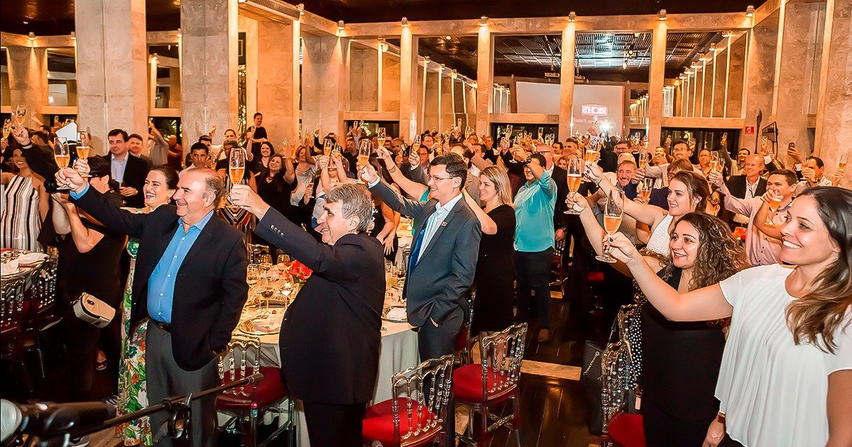 Cómo definir objetivos SMART para eventos empresariales