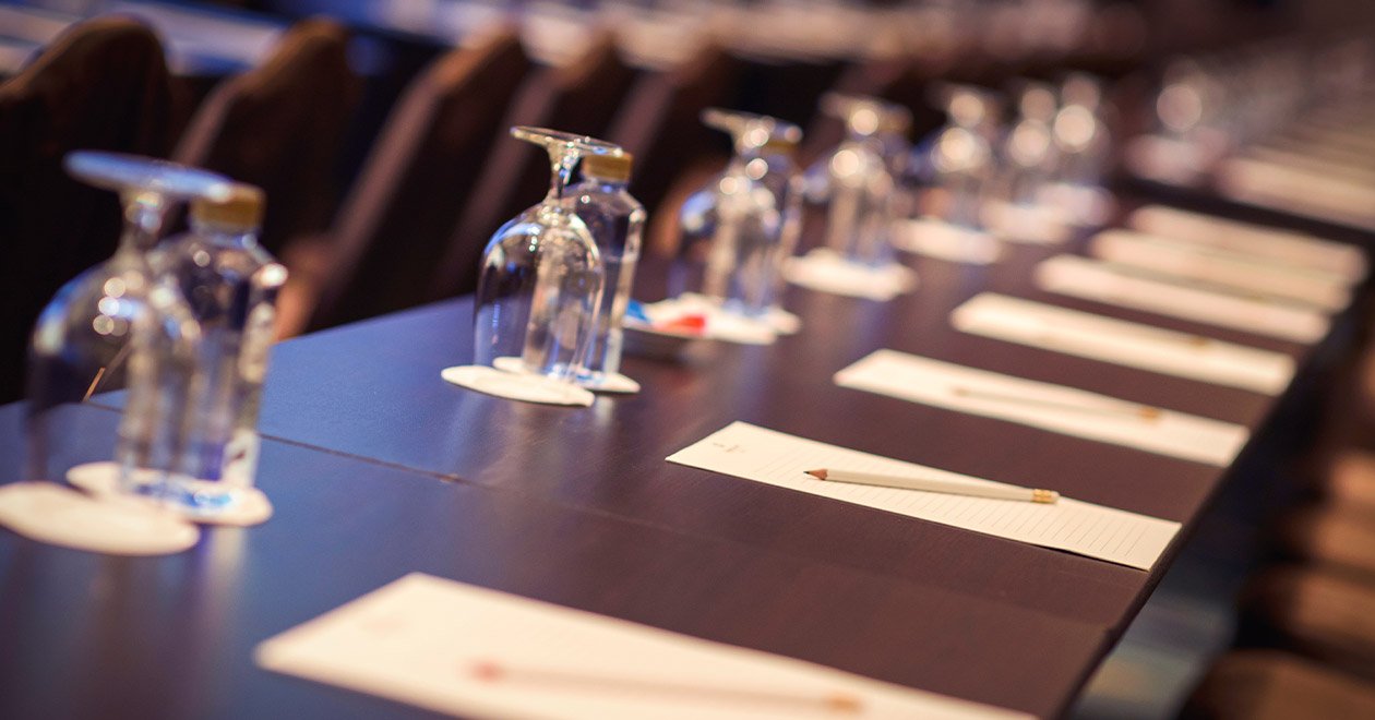 Cómo seleccionar la fecha ideal para tu evento corporativo