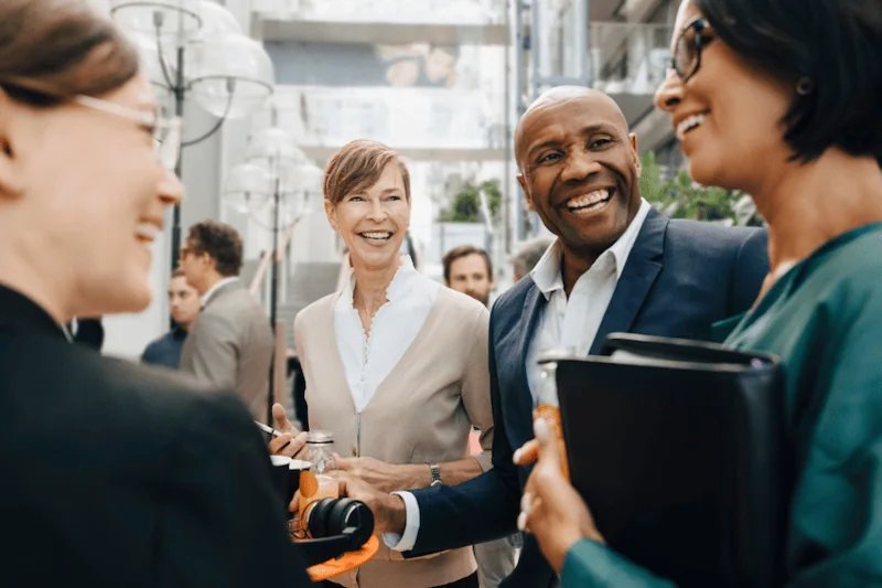 Cómo consolidar una base de datos de asistentes y leads calificados de tus eventos corporativos