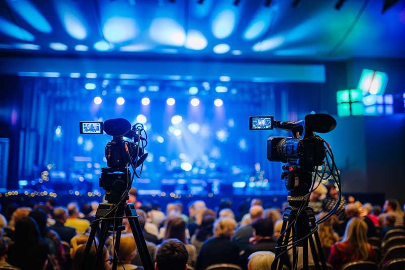 Tips de negociación con proveedores de servicios audiovisuales para eventos corporativos