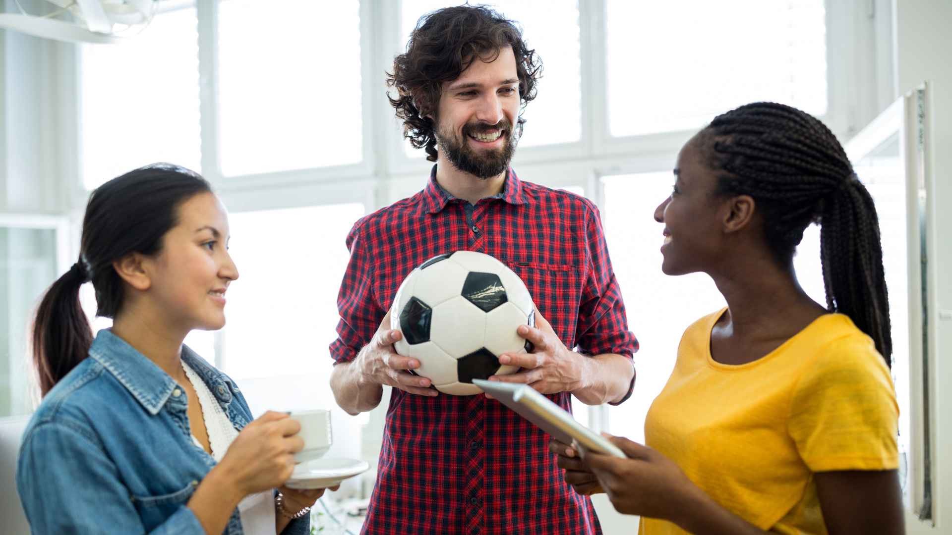 Juegos de Predicción Futbolera para Empresas: La Forma Más Divertida de Unir a tu Equipo